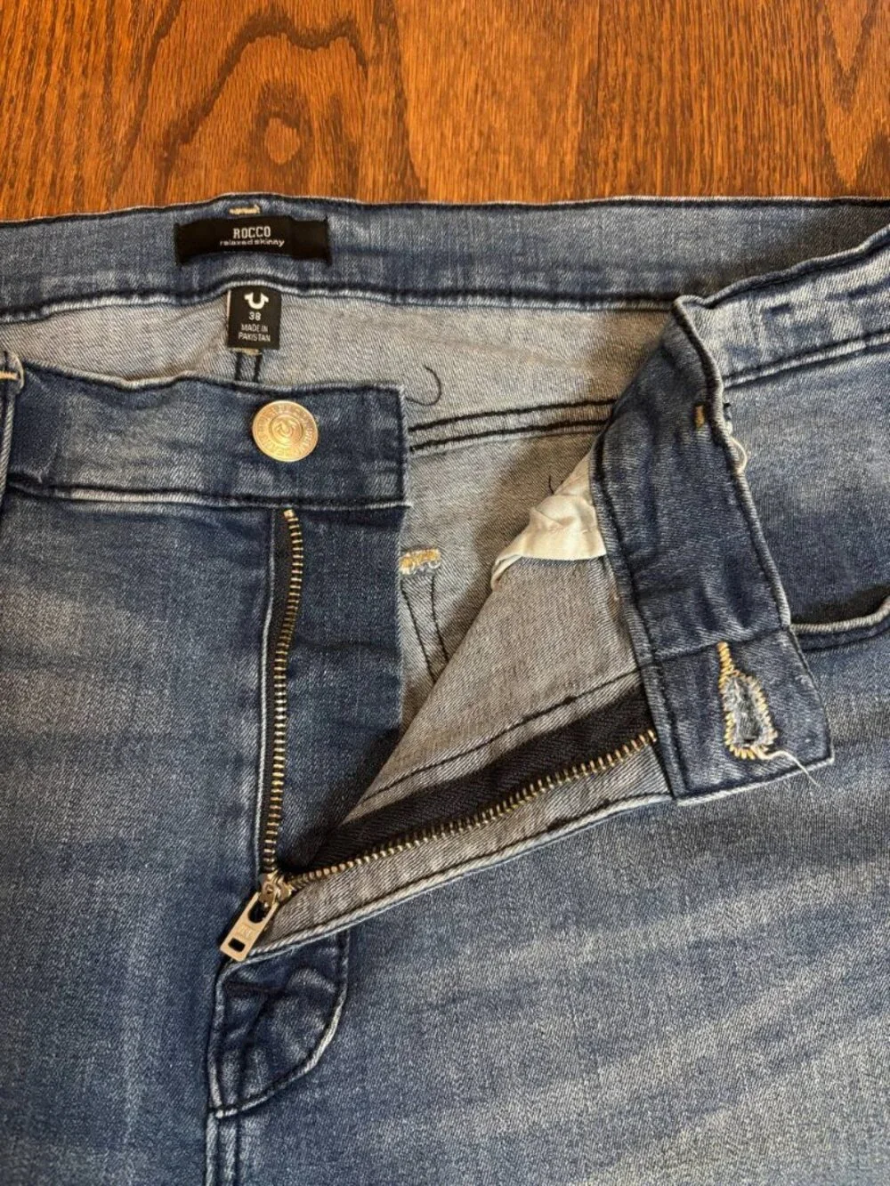 True Religion Rocco Relaxed Skinny Moto Denim Shorts Men's Size 38 Blue Stretch